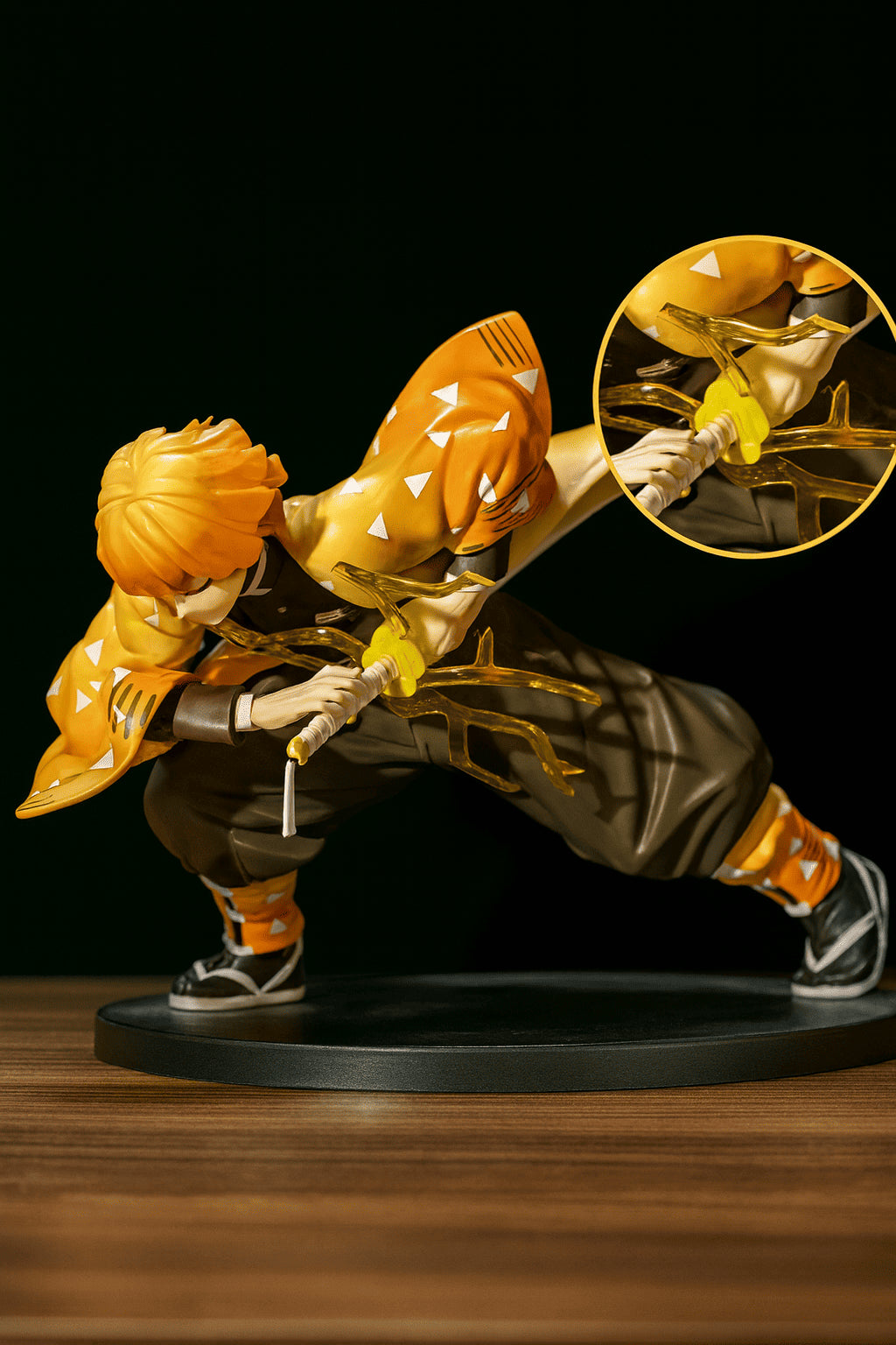 Figurine Agatsuma Zenitsu – 15 cm