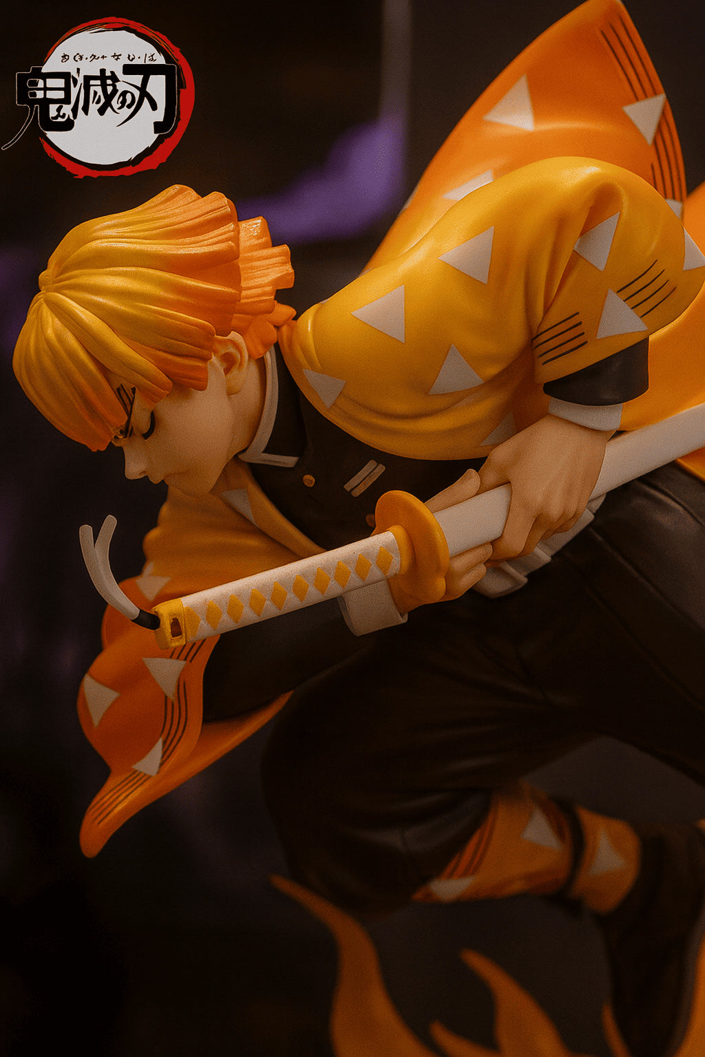 Figurine Agatsuma Zenitsu – 15 cm